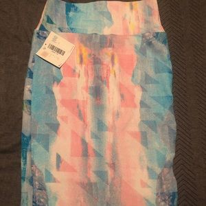 Lularoe XS Cassie’s geometric